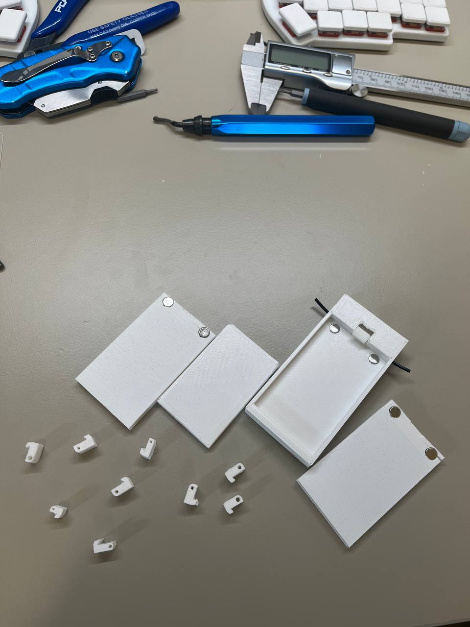 Multiple revisions of the lock mechanism